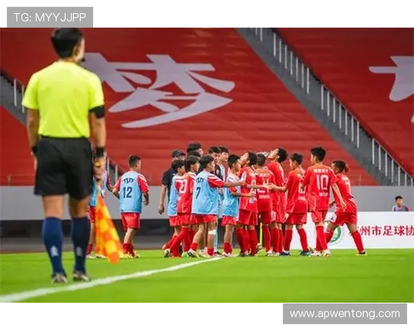 足球明星们的眼光如何看待当今足球的未来与发展趋势 足球明星们的眼光如何看待当今足球的未来与发展趋势