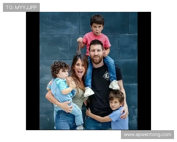 足球明星合照头像男生展现魅力与风采的精彩瞬间